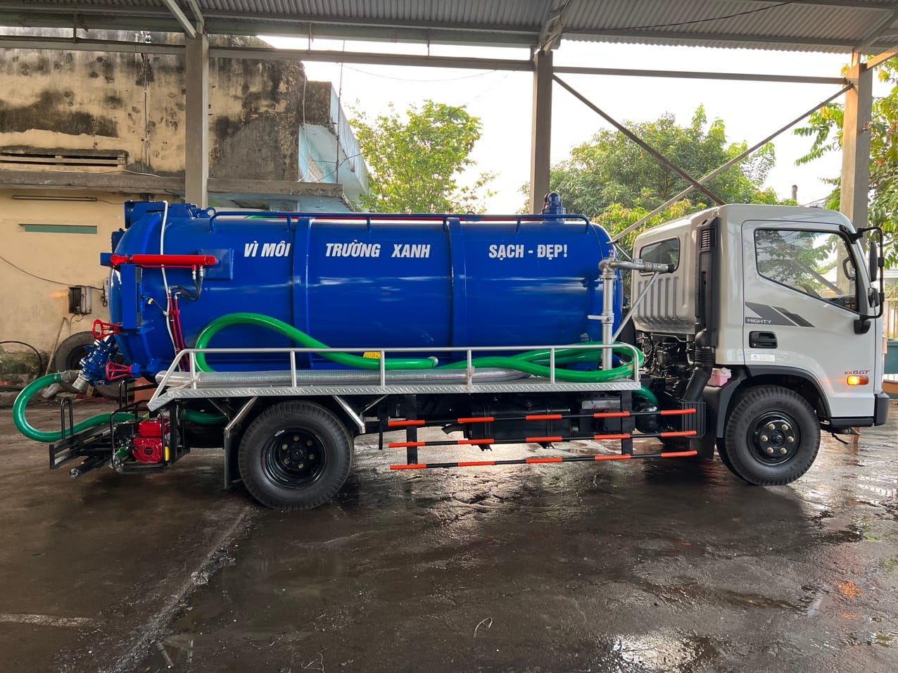 Hút Bể Phốt Tuyên Quang Thi Công Sạch Sẽ Hút Bể Phốt Tuyên Quang Thi Công Sạch Sẽ